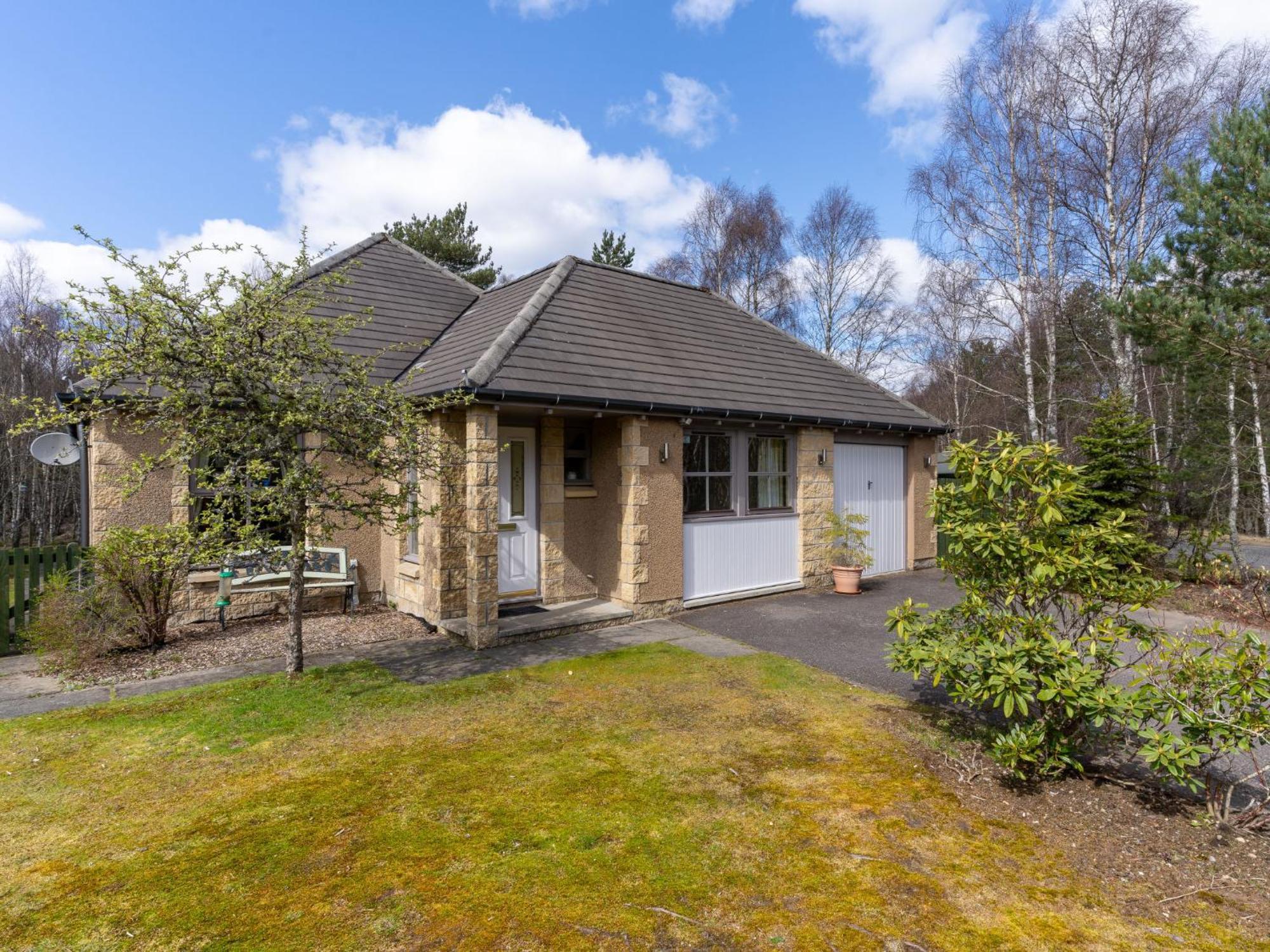 Holiday Home Falcon Lodge By Interhome Aviemore Buitenkant foto